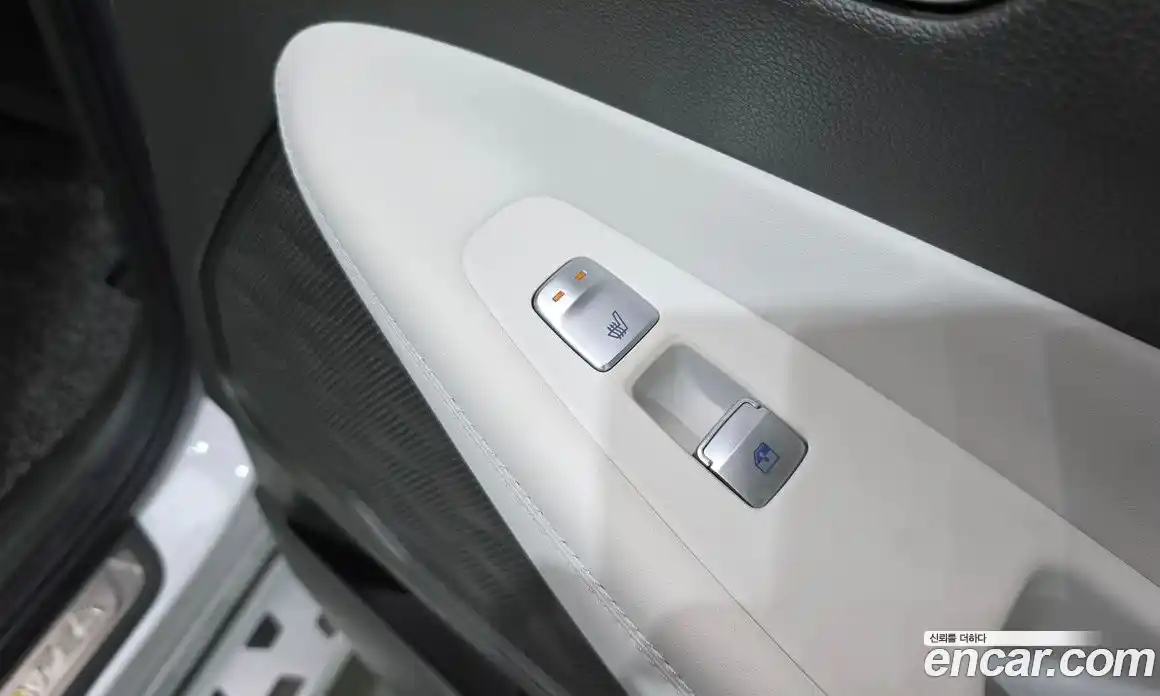 Hyundai Santa Fe 2021 2.2 Автомат в Москве № 126116, фото 3