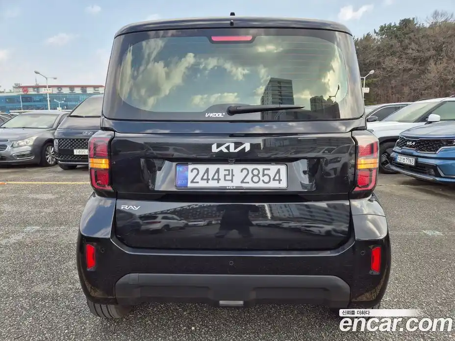 Kia Ray 2025 1.0 Автомат в Москве № 127992, фото 18