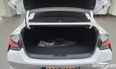 Hyundai Avante 2022 1.6 Автомат в Москве № 130495, миниатюра 12