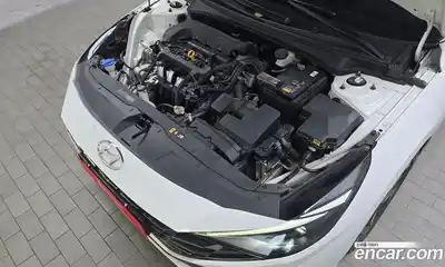 Hyundai Avante 2022 1.6 Автомат в Москве № 130495, миниатюра 10