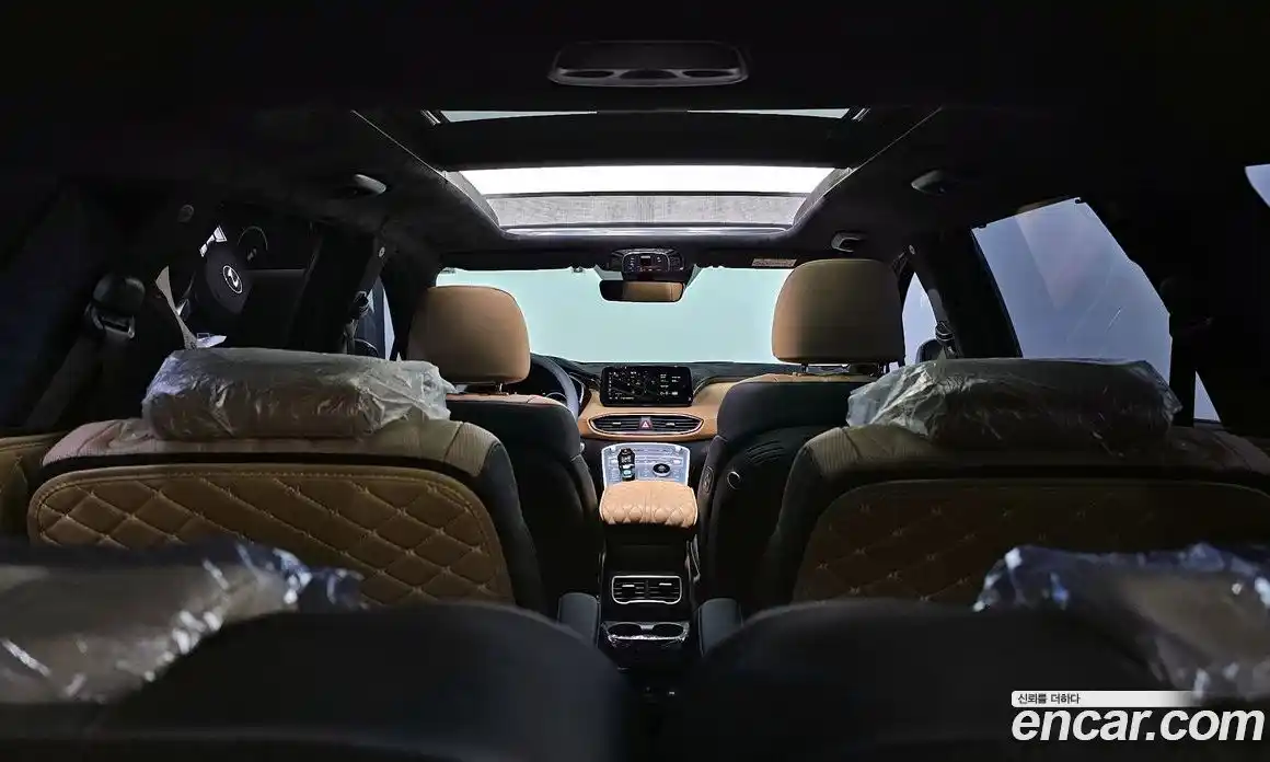 Hyundai Santa Fe 2023 1.6 Автомат в Москве № 130805, фото 17