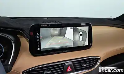 Hyundai Santa Fe 2023 1.6 Автомат в Москве № 130805, миниатюра 4