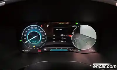 Hyundai Santa Fe 2023 1.6 Автомат в Москве № 130805, миниатюра 6