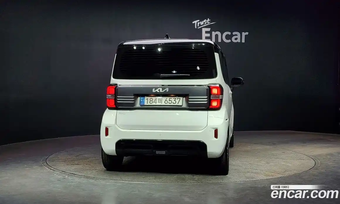 Kia Ray 2023 1.0 Автомат в Москве № 132430, фото 6