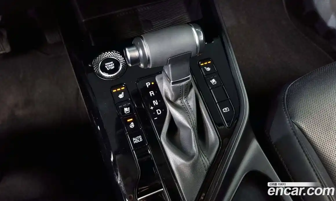 Kia Niro 2023 1.6 Автомат в Москве № 132762, фото 16