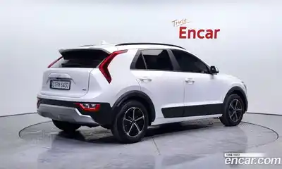 Kia Niro 2023 1.6 Автомат в Москве № 132762, миниатюра 7