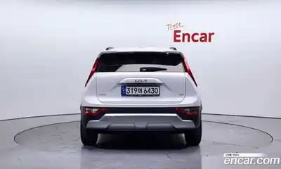 Kia Niro 2023 1.6 Автомат в Москве № 132762, миниатюра 10