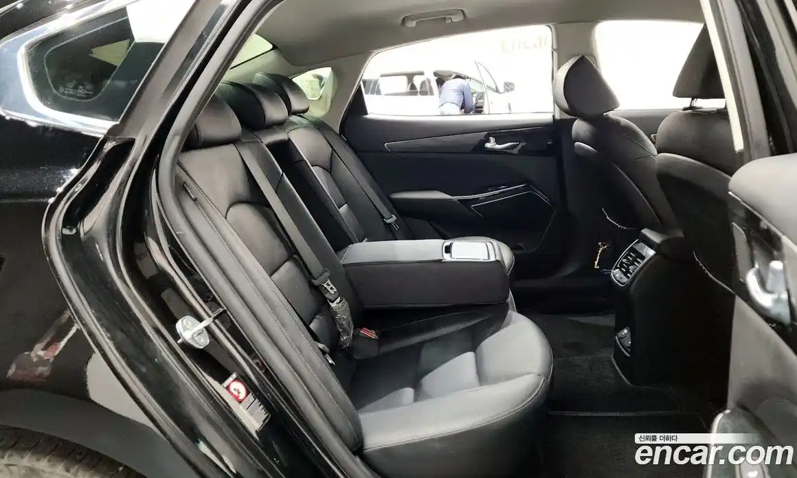 Kia K7 2021 2.5 Автомат в Москве № 133513, фото 14