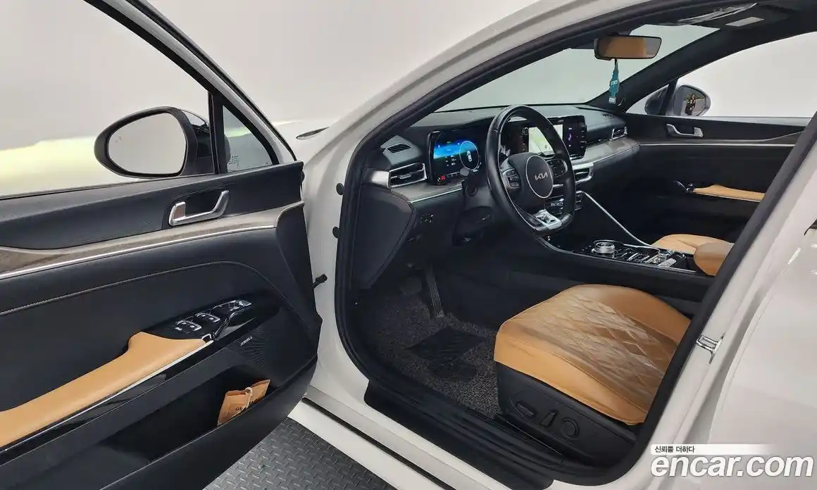 Kia K5 2022 1.6 Автомат в Москве № 133635, фото 9