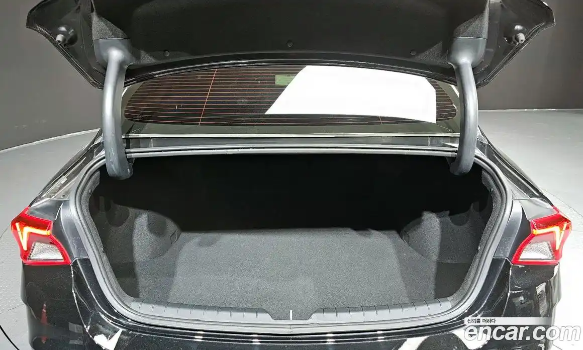 Kia K5 2023 2.0 Автомат в Москве № 133697, фото 13