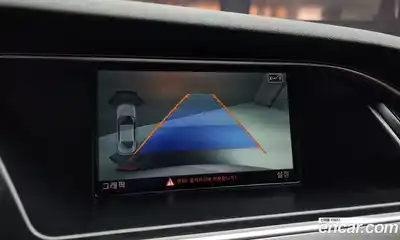 Audi A4 2015 2.0 Автомат в Москве № 135794, миниатюра 6