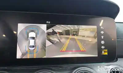 Mercedes-Benz E-Class 2023 2.0 Автомат в Москве № 137678, миниатюра 3