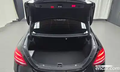 Mercedes-Benz E-Class, 2020