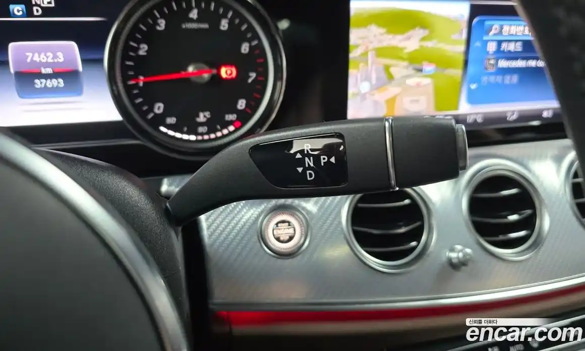 Mercedes-Benz E-Class 2020 2.0 Автомат в Москве № 139020, фото 3