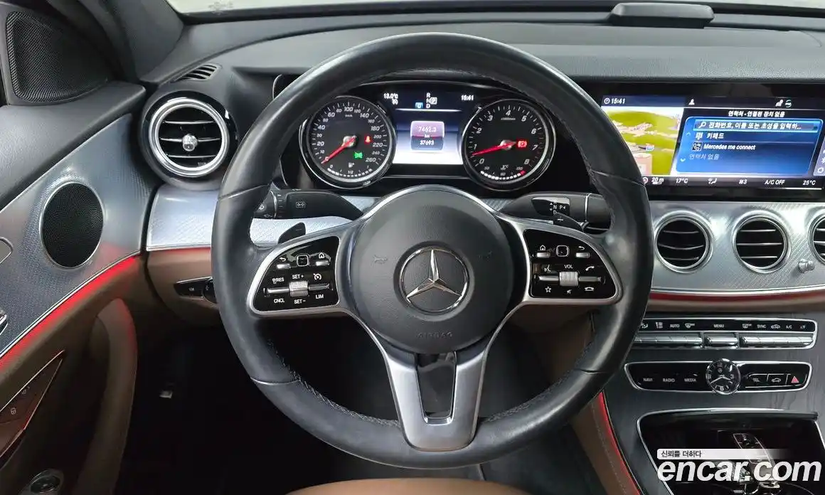 Mercedes-Benz E-Class 2020 2.0 Автомат в Москве № 139020, фото 7