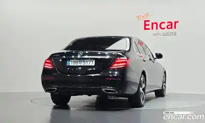 Mercedes-Benz E-Class 2020 2.0 Автомат в Москве № 139020, миниатюра 8