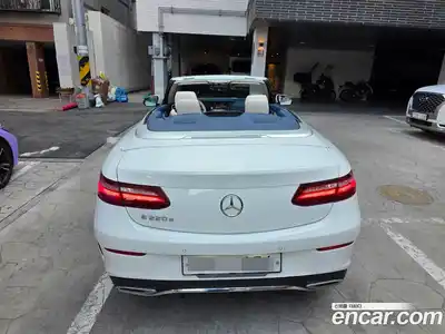 Mercedes-Benz E-Class 2018 1.9 Автомат в Москве № 143243, миниатюра 4