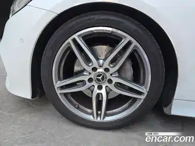 Mercedes-Benz E-Class 2018 1.9 Автомат в Москве № 143243, миниатюра 5