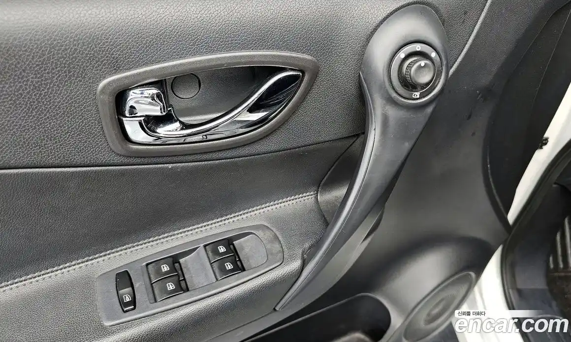 Renault QM5 2014 2.0 Автомат в Москве № 151595, фото 19