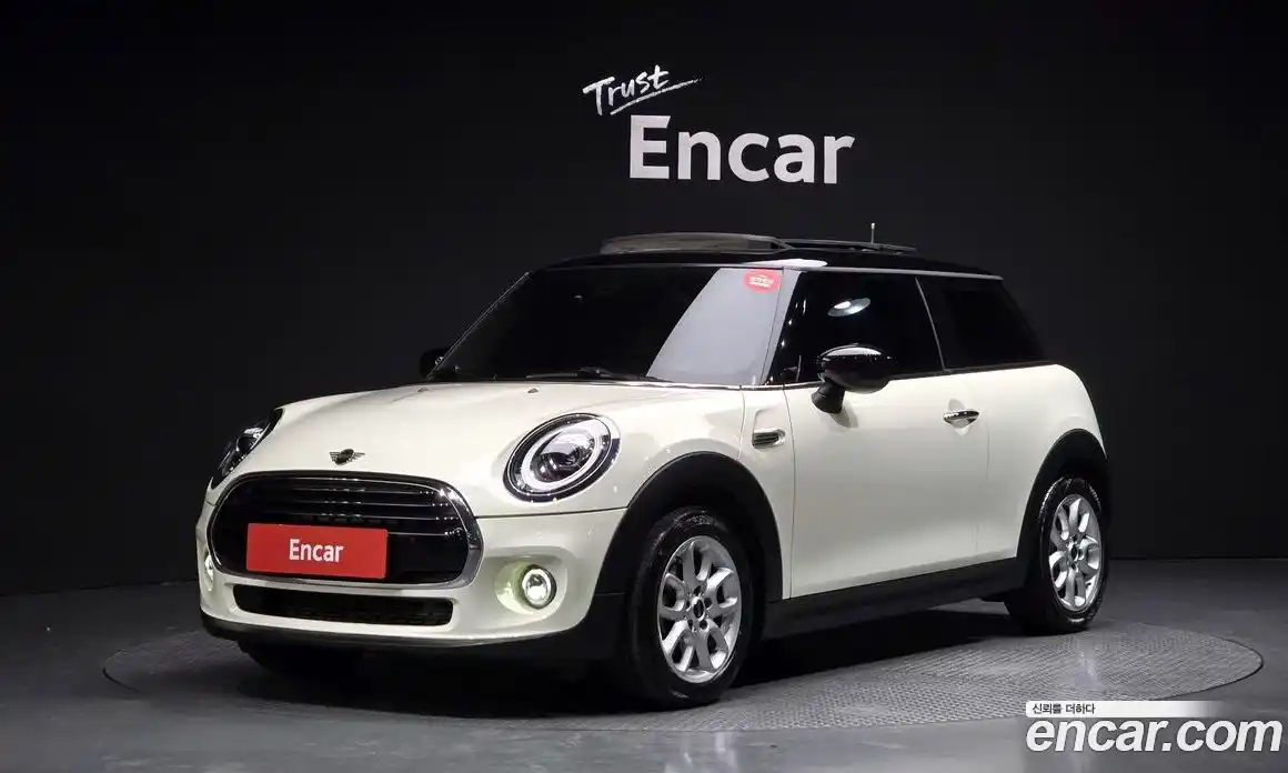 Mini Cooper 2020 1.5 Автомат в Москве № 151688, фото 13