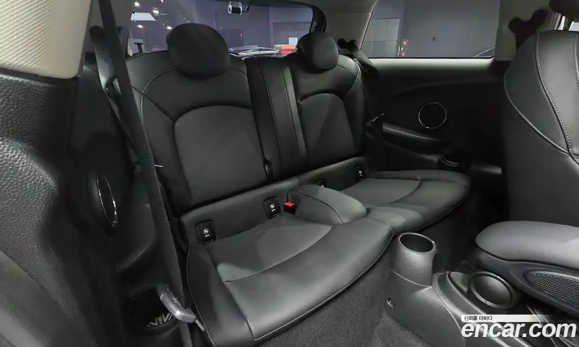 Mini Cooper 2020 1.5 Автомат в Москве № 151688, фото 18