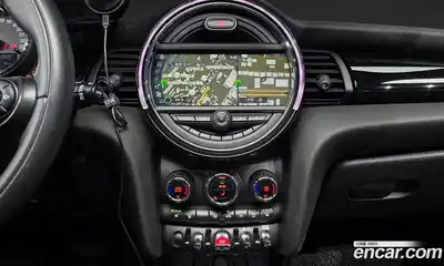 Mini Cooper 2020 1.5 Автомат в Москве № 151688, миниатюра 2