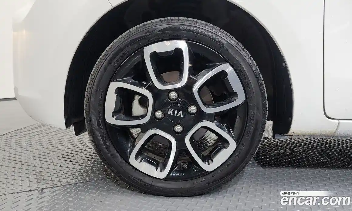 Kia Ray 2021 1.0 Автомат в Москве № 15245, фото 19