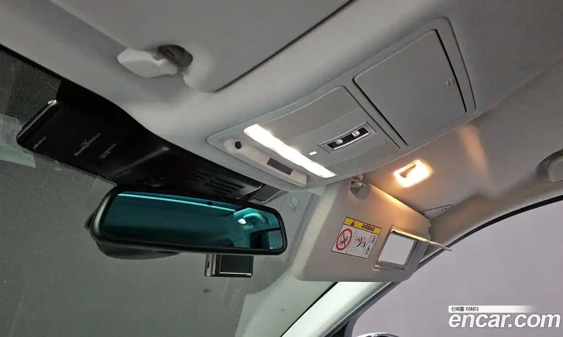 Land Rover Discovery Sport 2016 2.0 Автомат в Москве № 153857, фото 12