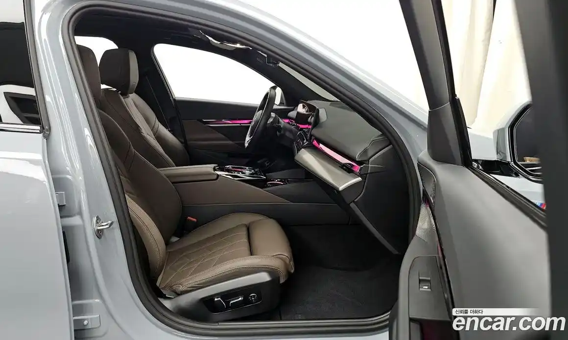 BMW 5-Series 2025 2.0 Автомат в Москве № 153969, фото 19