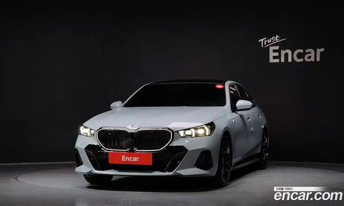 BMW 5-Series 2025 2.0 Автомат в Москве № 153969, фото 3