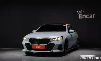 BMW 5-Series 2025 2.0 Автомат в Москве № 153969, миниатюра 3