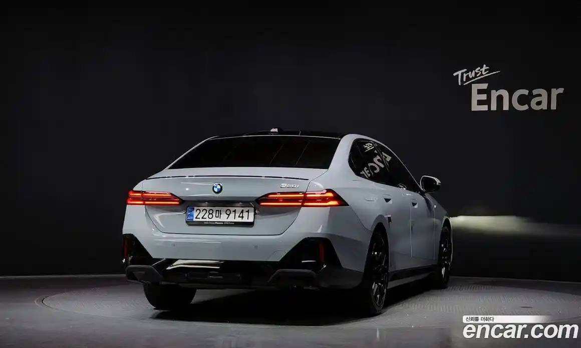 BMW 5-Series 2025 2.0 Автомат в Москве № 153969, фото 5