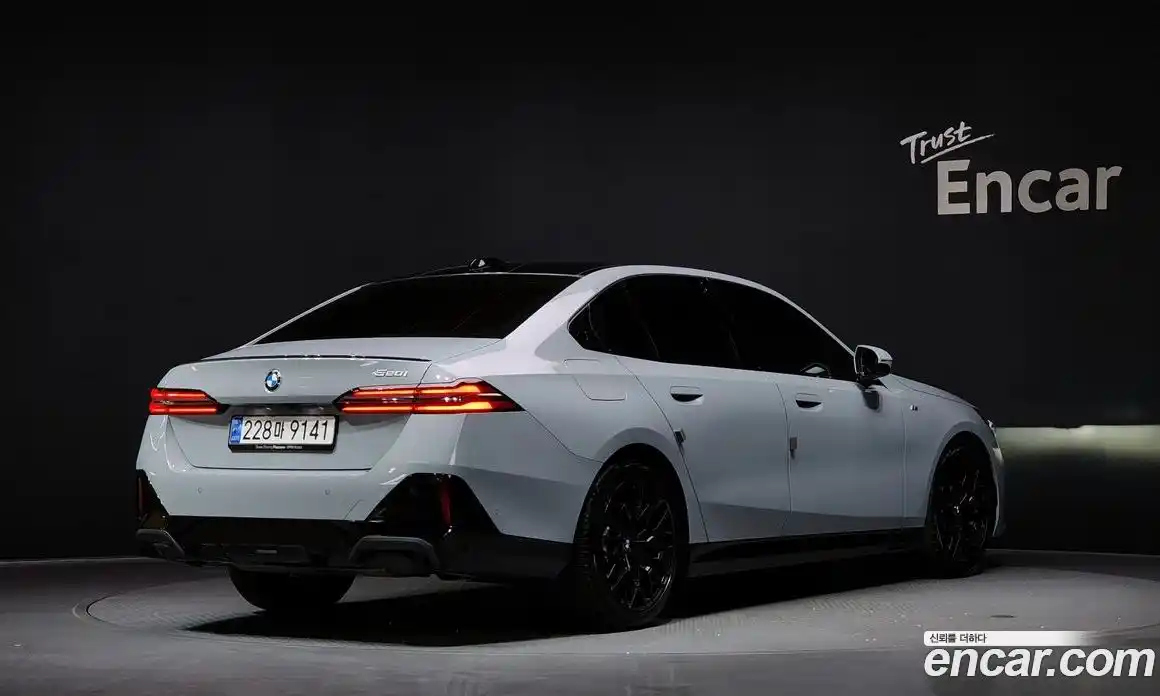 BMW 5-Series 2025 2.0 Автомат в Москве № 153969, фото 10