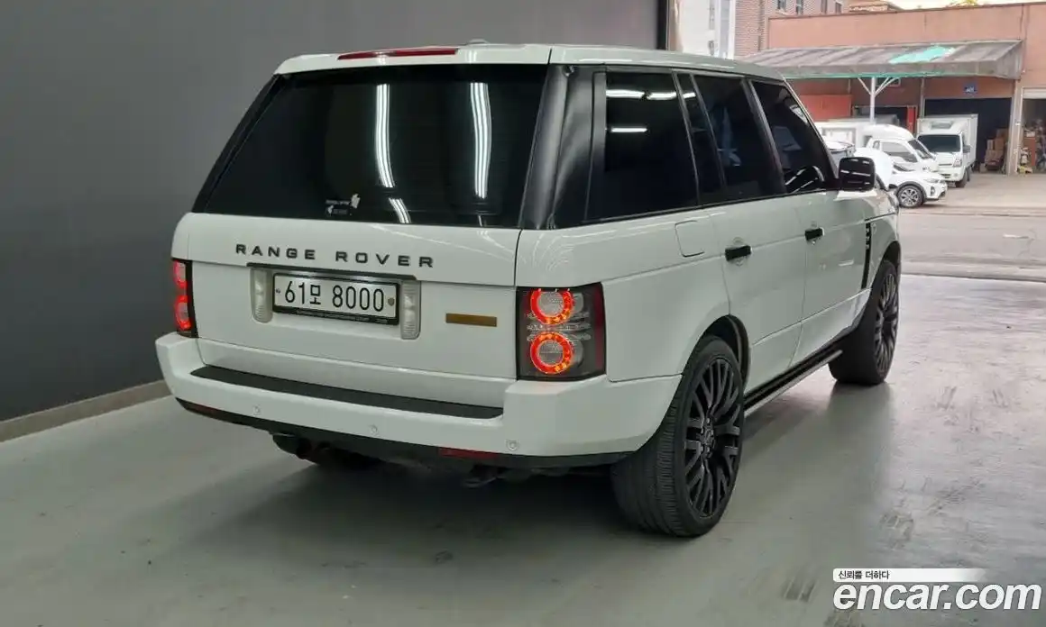 Land Rover Range-Rover 2011 4.4 Автомат в Москве № 156390, фото 2