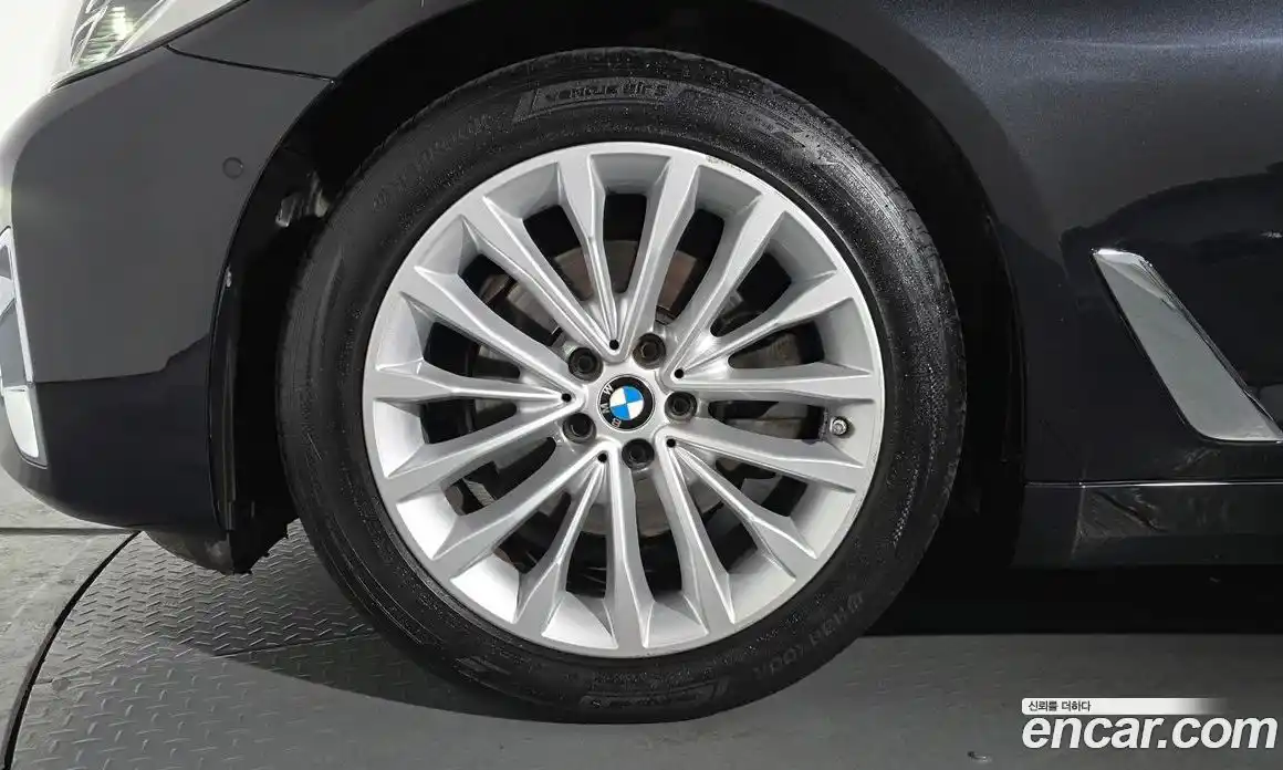 BMW 5-Series 2023 2.0 Автомат в Москве № 157542, фото 5