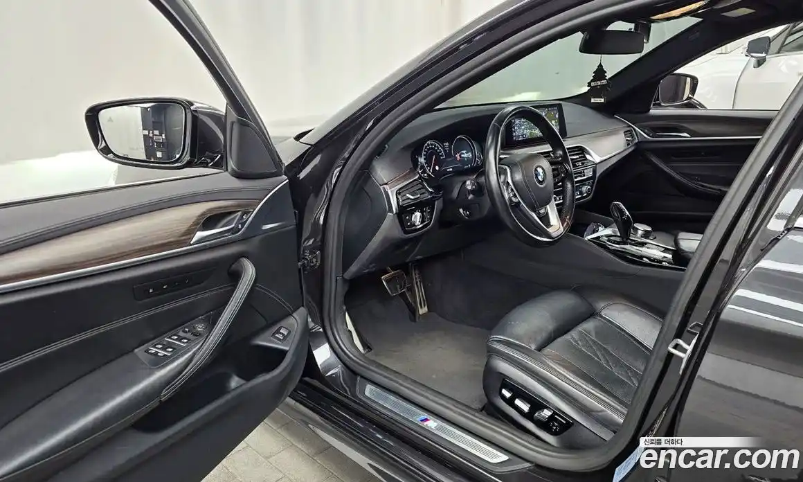 BMW 5-Series 2018 2.0 Автомат в Москве № 158271, фото 3