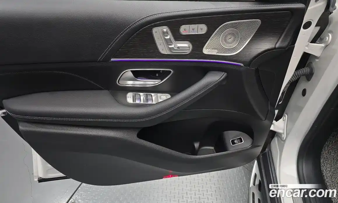 Mercedes-Benz GLE-Class 2024 3.0 Автомат в Москве № 160273, фото 10