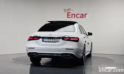 Mercedes-Benz E-Class 2022 2.0 Автомат в Москве № 160367, миниатюра 5