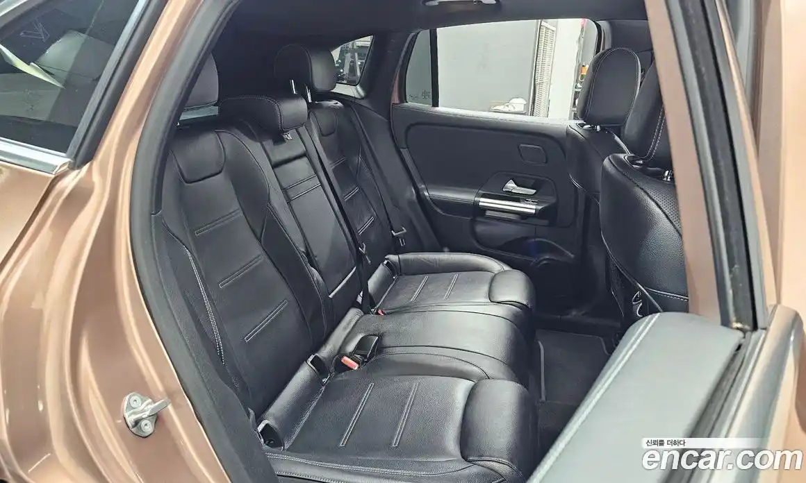 Mercedes-Benz EQA 2022 0.2 Автомат в Москве № 160687, фото 20