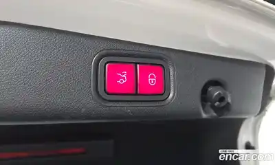 Mercedes-Benz E-Class 2021 2.0 Автомат в Москве № 160787, миниатюра 12