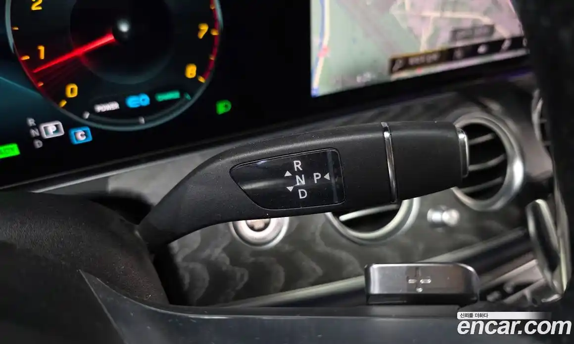 Mercedes-Benz E-Class 2021 2.0 Автомат в Москве № 160787, фото 17