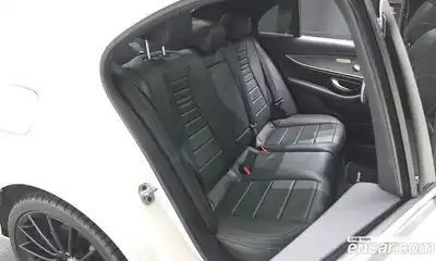 Mercedes-Benz E-Class 2021 2.0 Автомат в Москве № 160787, миниатюра 2