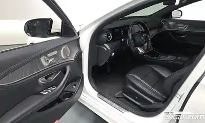Mercedes-Benz E-Class 2021 2.0 Автомат в Москве № 160787, миниатюра 7