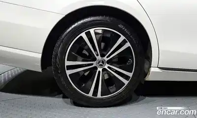 Mercedes-Benz E-Class 2020 2.0 Автомат в Москве № 161234, миниатюра 12