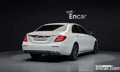 Mercedes-Benz E-Class 2020 2.0 Автомат в Москве № 161234, миниатюра 10