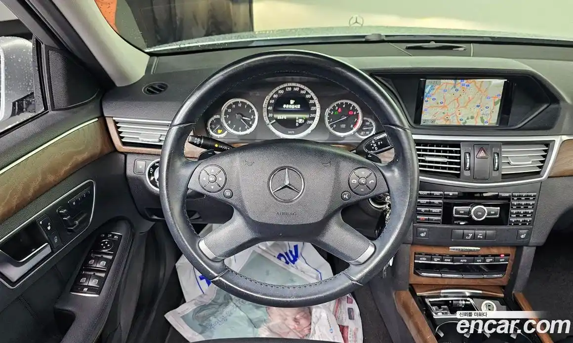 Mercedes-Benz E-Class 2013 3.5 Автомат в Москве № 161865, фото 20