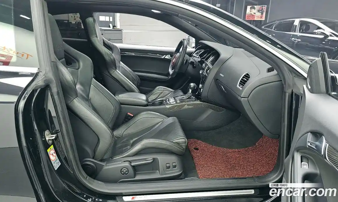 Audi RS5 2013 4.2 Автомат в Москве № 163622, фото 13