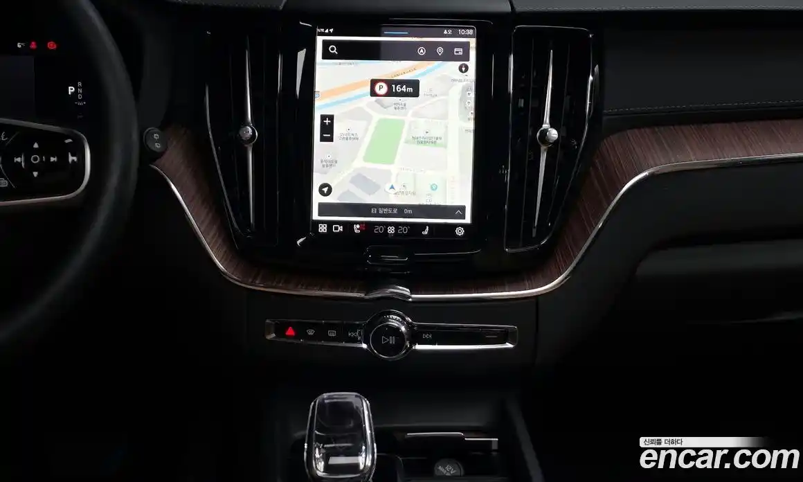 Volvo XC60 2025 2.0 Автомат в Москве № 164154, фото 16