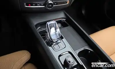 Volvo XC60 2025 2.0 Автомат в Москве № 164154, миниатюра 5