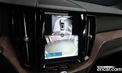 Volvo XC60 2025 2.0 Автомат в Москве № 164154, миниатюра 6